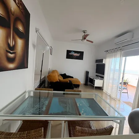 Paraiso Playa Chica Apartmán *